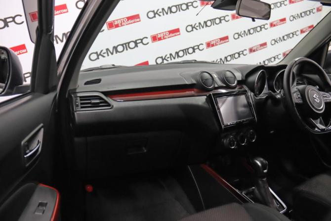 Suzuki Swift V с пробегом 2018 года, цена 1 355 550 рублей, 53082 км, хэтчбек, Автокод Объявления
