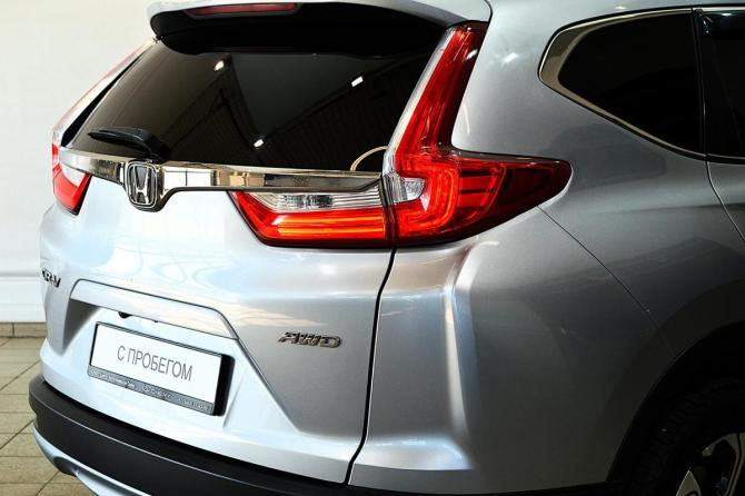 Honda CR-V V с пробегом 2018 года, цена 2 625 000 рублей, 164000 км, внедорожник, Автокод Объявления