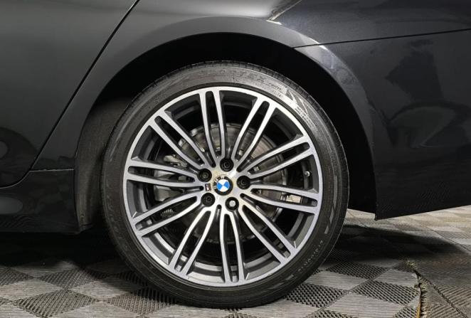 BMW 5 серии VI (F10/F11/F07) Рестайлинг с пробегом 2017 года, цена 3 200 000 рублей, 321444 км, седан, Автокод Объявления