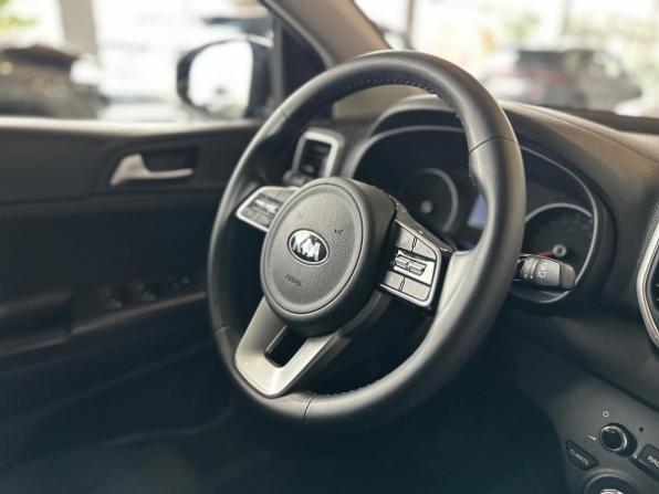 Kia Sportage IV Рестайлинг с пробегом 2019 года, цена 2 145 000 рублей, 105000 км, внедорожник, Автокод Объявления