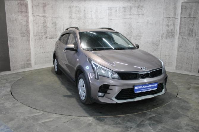 Kia Rio IV Рестайлинг с пробегом 2020 года, цена 1 010 000 рублей, 231410 км, хэтчбек, Автокод Объявления