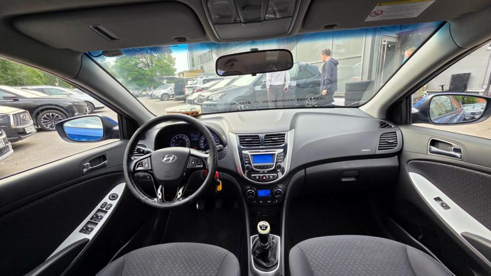Hyundai Solaris I Санкт-Петербург  - изображение 7