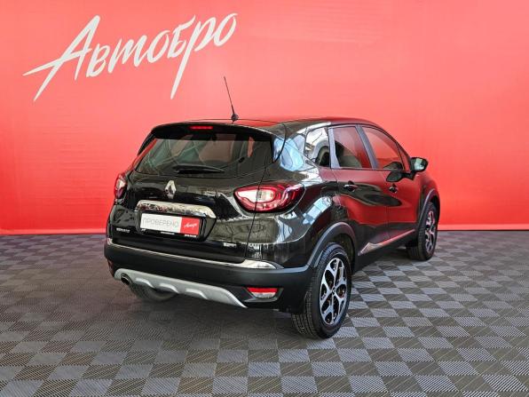 Renault Kaptur I с пробегом 2018 года, цена 1 599 000 рублей, 155888 км, внедорожник, Автокод Объявления