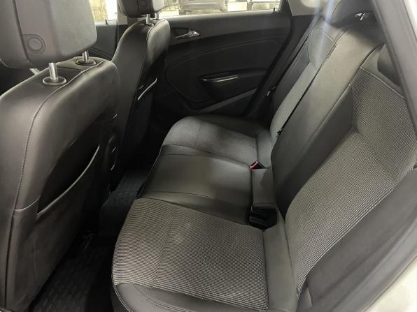 Opel Astra J с пробегом 2012 года, цена 879 000 рублей, 142598 км, хэтчбек, Автокод Объявления