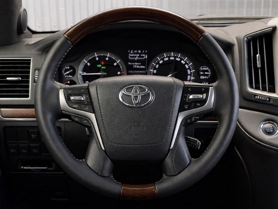Toyota Land Cruiser 200 Series Рестайлинг 2 Пермь  - изображение 7