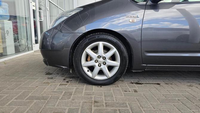 Toyota Prius II Рестайлинг (XW20) с пробегом 2008 года, цена 749 000 рублей, 300000 км, лифтбек, Автокод Объявления