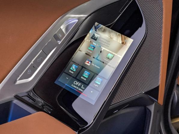 BMW 7 серии VII (G70) с пробегом 2025 года, цена 15 200 000 рублей, 6532 км, седан, Автокод Объявления