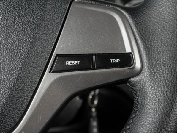 Hyundai Solaris II с пробегом 2018 года, цена 999 000 рублей, 127273 км, седан, Автокод Объявления