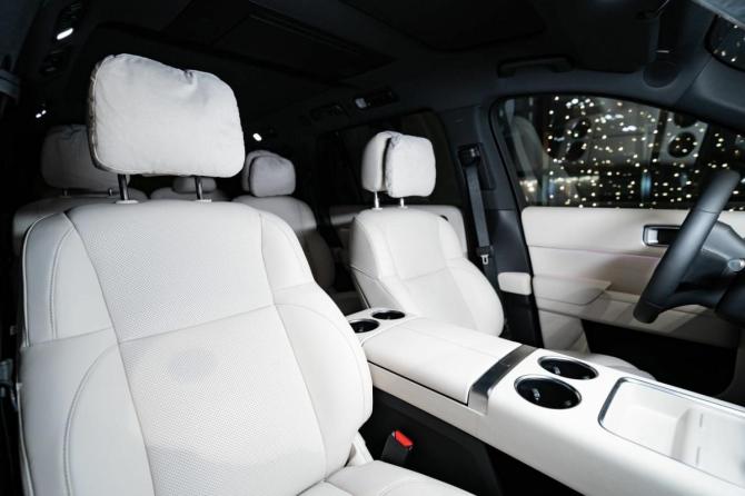 Новый Li Auto (Lixiang) L9 I Рестайлинг 2026 года, цена 12 090 000 рублей, внедорожник, Автокод Объявления
