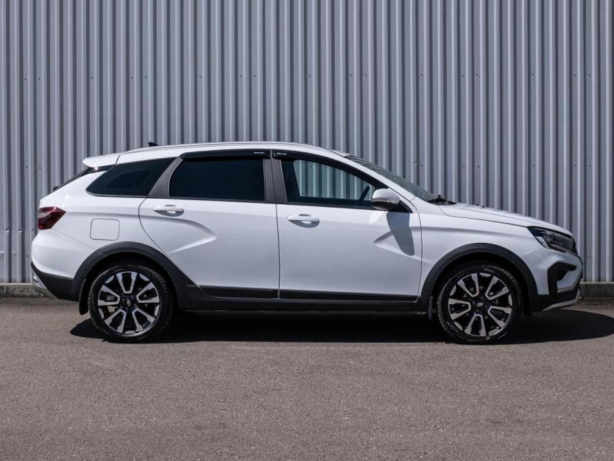 Lada (ВАЗ) Vesta I Рестайлинг (NG) Сочи  - изображение 5