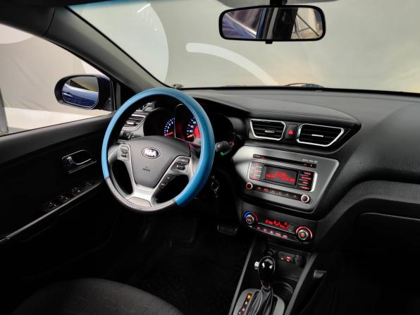 Kia Rio III Рестайлинг с пробегом 2015 года, цена 1 135 000 рублей, 101059 км, седан, Автокод Объявления