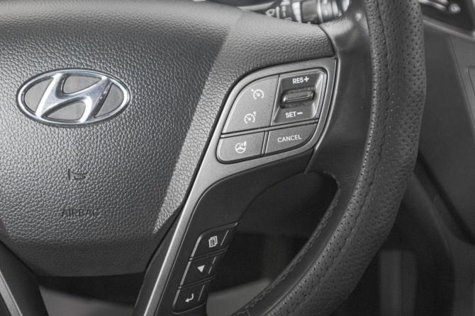 Hyundai Santa Fe III с пробегом 2012 года, цена 1 899 000 рублей, 192567 км, внедорожник, Автокод Объявления
