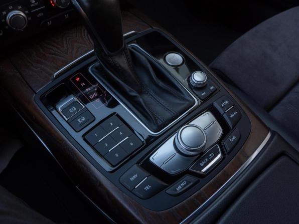 Audi A6 IV (C7) Рестайлинг с пробегом 2016 года, цена 2 580 000 рублей, 130528 км, седан, Автокод Объявления