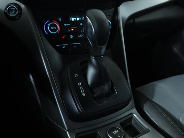 Ford Kuga II Рестайлинг с пробегом 2016 года, цена 1 299 000 рублей, 190810 км, внедорожник, Автокод Объявления