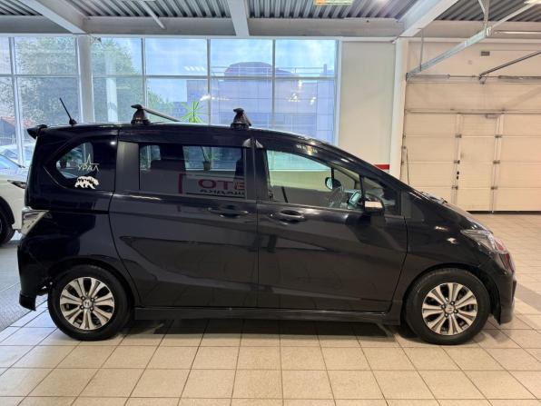 Honda Freed I Рестайлинг с пробегом 2012 года, цена 1 219 000 рублей, 176750 км, компактвэн, Автокод Объявления