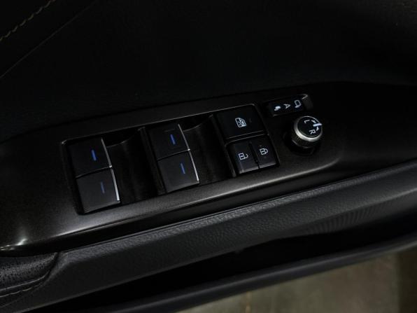 Toyota Camry VIII (XV70) Рестайлинг с пробегом 2021 года, цена 2 770 000 рублей, 200769 км, седан, Автокод Объявления