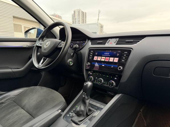 Skoda Octavia III (A7) Рестайлинг с пробегом 2018 года, цена 1 835 000 рублей, 113000 км, лифтбек, Автокод Объявления