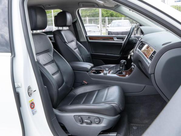 Volkswagen Touareg II с пробегом 2014 года, цена 2 230 000 рублей, 227015 км, внедорожник, Автокод Объявления