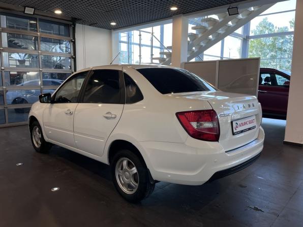 Lada (ВАЗ) Granta I Рестайлинг с пробегом 2022 года, цена 568 000 рублей, 167767 км, седан, Автокод Объявления