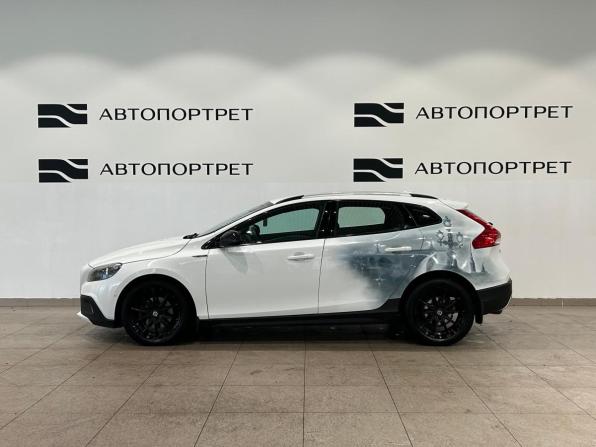 Volvo V40 Cross Country I с пробегом 2013 года, цена 1 049 000 рублей, 186445 км, хэтчбек, Автокод Объявления