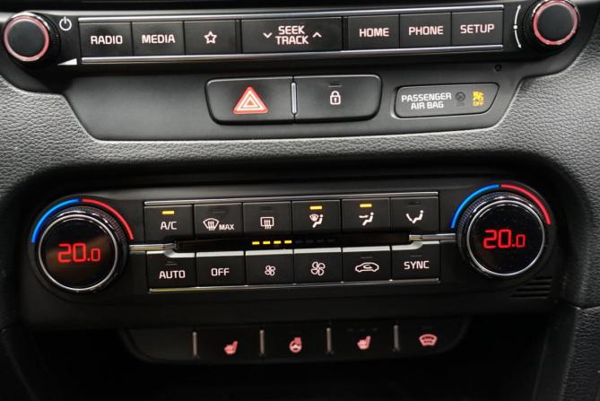 Kia Ceed III с пробегом 2019 года, цена 1 865 000 рублей, 127000 км, хэтчбек, Автокод Объявления