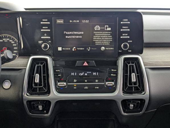 Kia Sorento IV с пробегом 2020 года, цена 3 700 000 рублей, 41650 км, внедорожник, Автокод Объявления