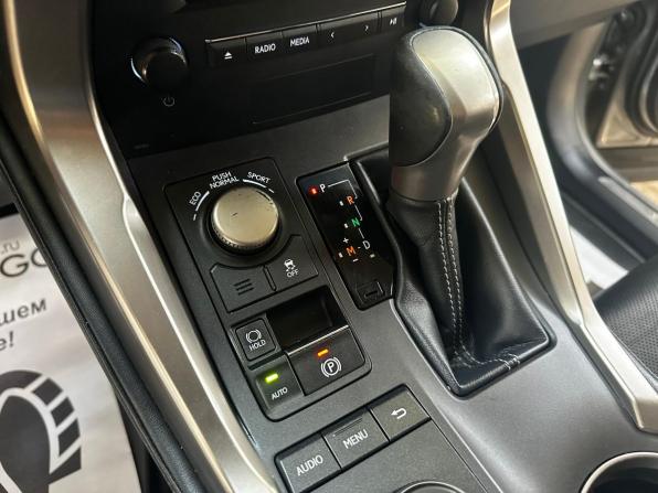 Lexus NX I с пробегом 2015 года, цена 2 390 000 рублей, 291371 км, внедорожник, Автокод Объявления