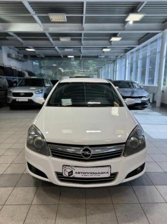 Opel Astra H Рестайлинг с пробегом 2008 года, цена 649 000 рублей, 265431 км, седан, Автокод Объявления