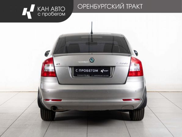 Skoda Octavia II (A5) Рестайлинг с пробегом 2012 года, цена 833 000 рублей, 230000 км, лифтбек, Автокод Объявления