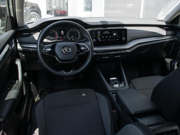 Skoda Octavia IV (A8) с пробегом 2021 года, цена 2 465 000 рублей, 101111 км, лифтбек, Автокод Объявления
