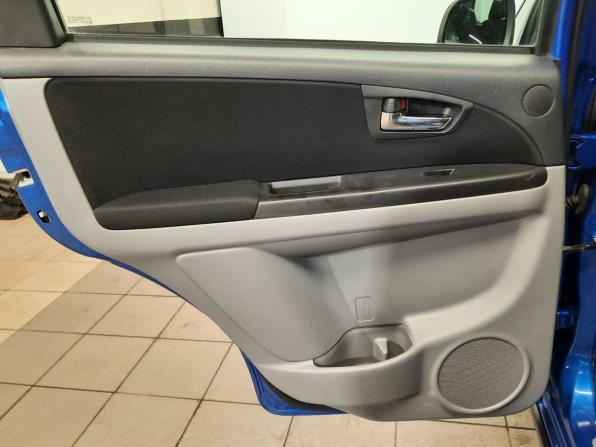 Suzuki SX4 I (Classic) Рестайлинг с пробегом 2011 года, цена 678 000 рублей, 175000 км, хэтчбек, Автокод Объявления