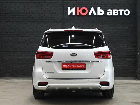 Kia Carnival III с пробегом 2020 года, цена 2 815 000 рублей, 102123 км, минивэн, Автокод Объявления