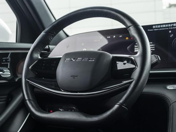 Exeed RX с пробегом 2023 года, цена 2 739 000 рублей, 32577 км, внедорожник, Автокод Объявления