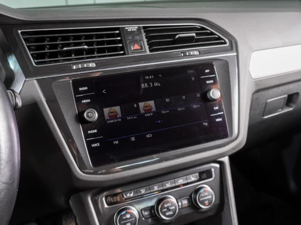 Volkswagen Tiguan II с пробегом 2020 года, цена 2 279 000 рублей, 50944 км, внедорожник, Автокод Объявления