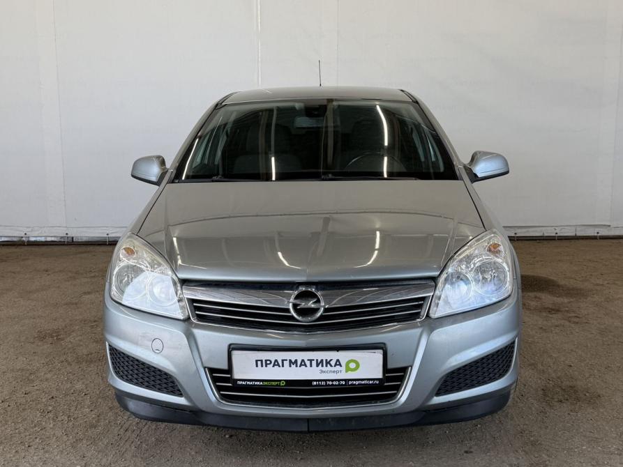 Opel Astra H Рестайлинг Псков  - изображение 2