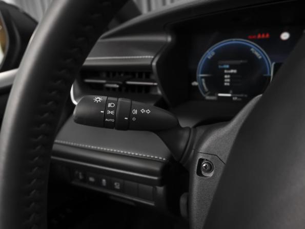 Toyota Camry IX (XV80) China Market с пробегом 2026 года, цена 4 329 000 рублей, 17 км, седан, Автокод Объявления