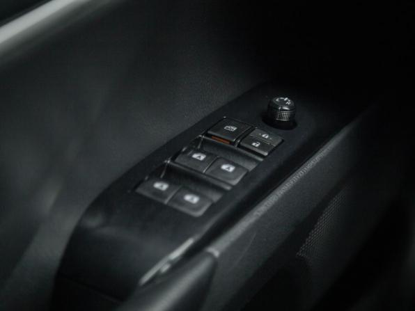 Toyota Camry VIII (XV70) с пробегом 2018 года, цена 2 370 000 рублей, 182900 км, седан, Автокод Объявления