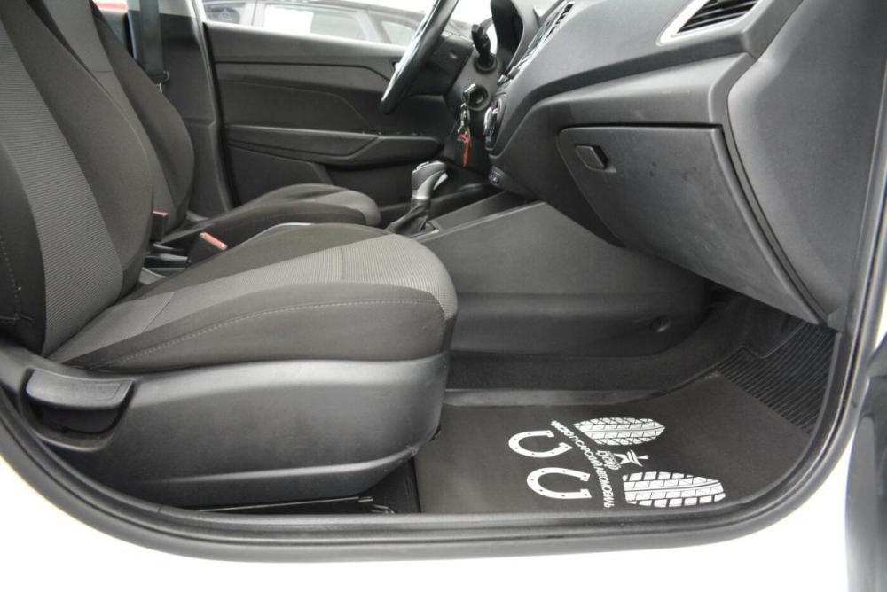 Hyundai Solaris II Киров  - изображение 16