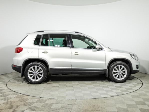 Volkswagen Tiguan I Рестайлинг с пробегом 2013 года, цена 1 599 700 рублей, 97087 км, внедорожник, Автокод Объявления