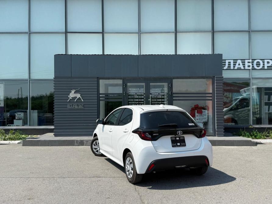 Toyota Yaris IV Омск  - изображение 29