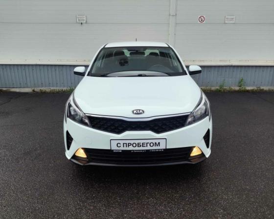 Kia Rio IV Рестайлинг с пробегом 2020 года, цена 1 649 000 рублей, 45315 км, седан, Автокод Объявления