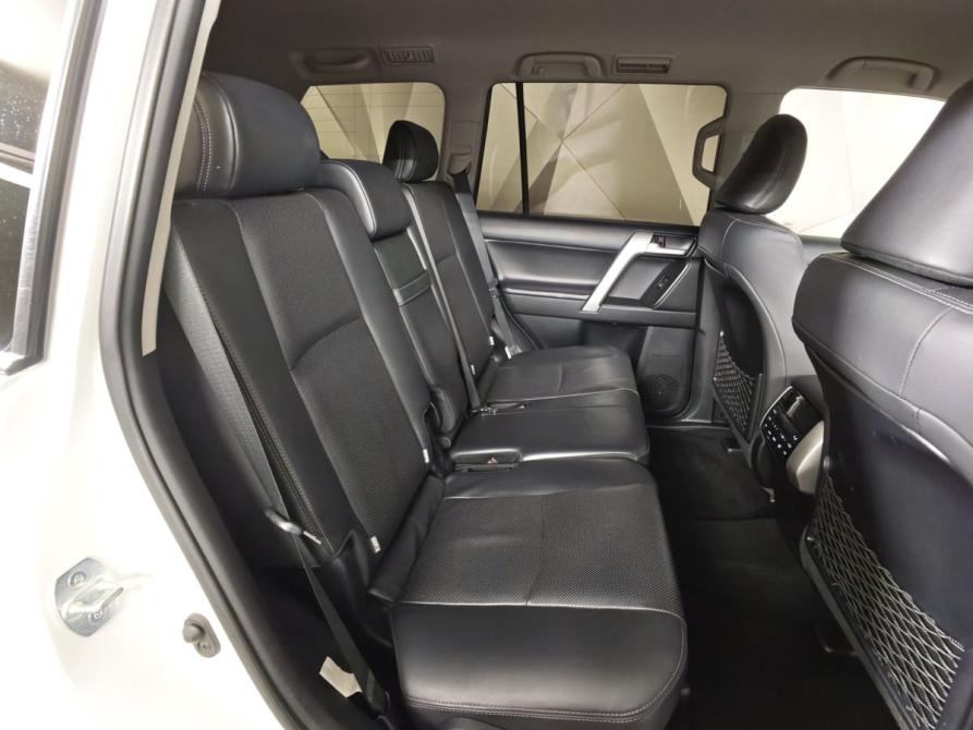 Toyota Land Cruiser Prado 150 Series Рестайлинг 2 Москва  - изображение 16