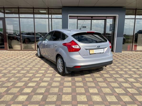 Ford Focus III с пробегом 2012 года, цена 668 000 рублей, 304000 км, седан, Автокод Объявления