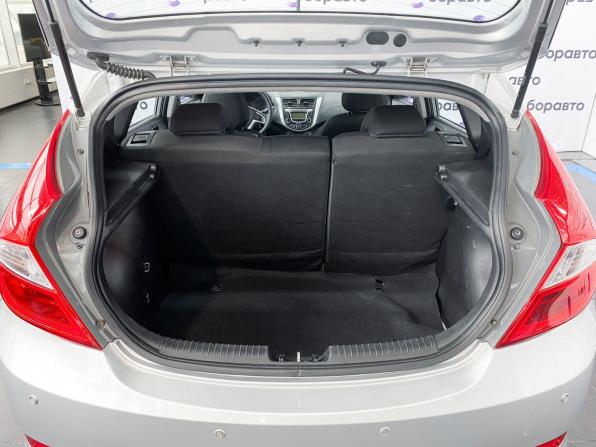 Hyundai Solaris I с пробегом 2014 года, цена 985 000 рублей, 129332 км, хэтчбек, Автокод Объявления