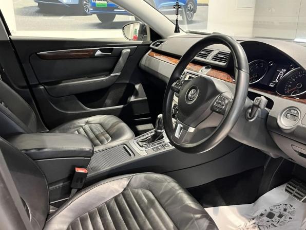 Volkswagen Passat B7 с пробегом 2011 года, цена 1 095 000 рублей, 123071 км, универсал, Автокод Объявления