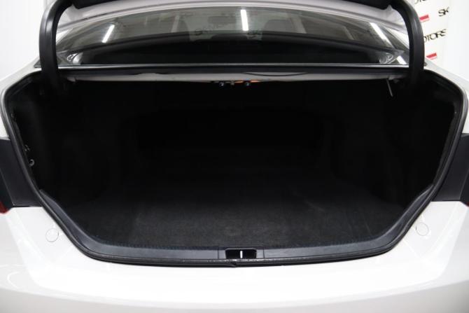 Toyota Camry VII (XV50) Рестайлинг 2 с пробегом 2017 года, цена 1 445 450 рублей, 519752 км, седан, Автокод Объявления