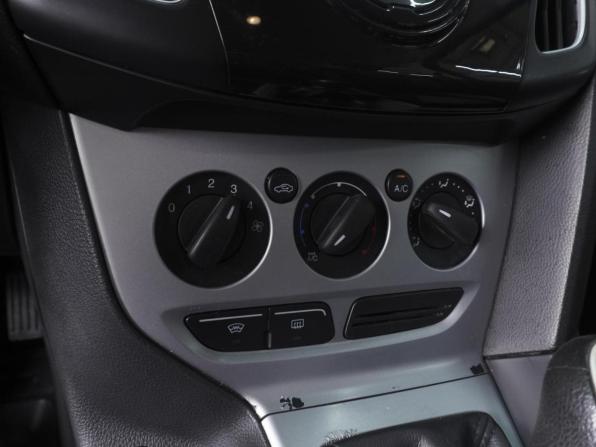 Ford Focus III с пробегом 2012 года, цена 720 000 рублей, 296734 км, хэтчбек, Автокод Объявления