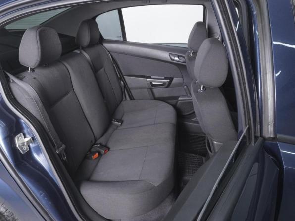 Opel Astra H Рестайлинг с пробегом 2010 года, цена 590 000 рублей, 243436 км, седан, Автокод Объявления