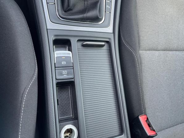 Volkswagen Golf VII с пробегом 2014 года, цена 1 180 000 рублей, 146133 км, хэтчбек, Автокод Объявления