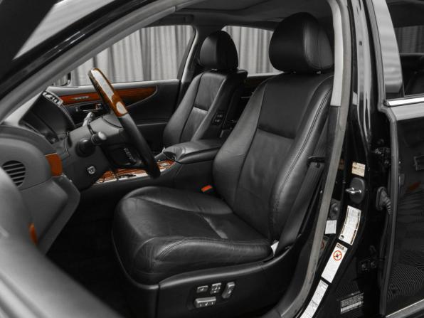 Lexus LS IV Рестайлинг с пробегом 2012 года, цена 1 810 000 рублей, 191896 км, седан, Автокод Объявления